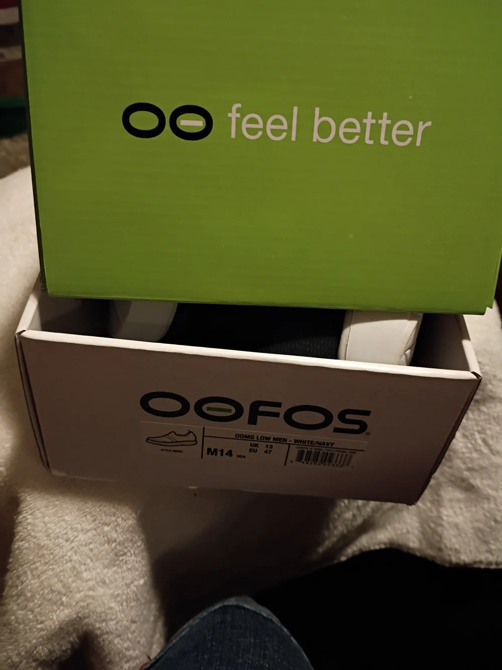 OOFOS comfortable casual